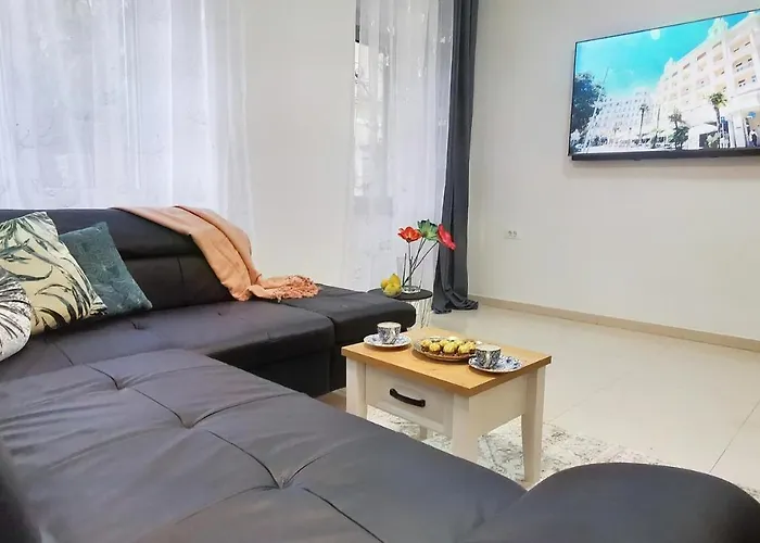 Apartment Elegance - 