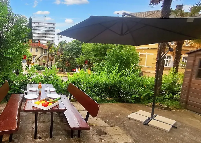 Apartment Elegance - 